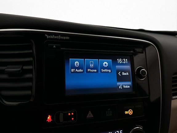 Mitsubishi Outlander 20 of 30