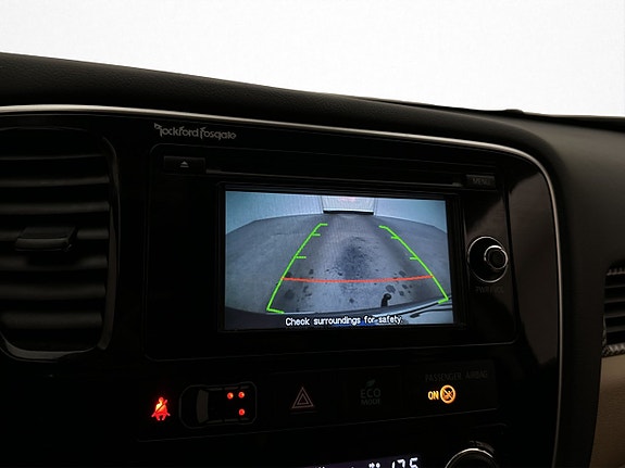 Mitsubishi Outlander 19 of 30