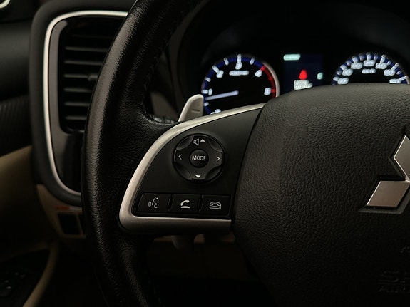 Mitsubishi Outlander 16 of 30