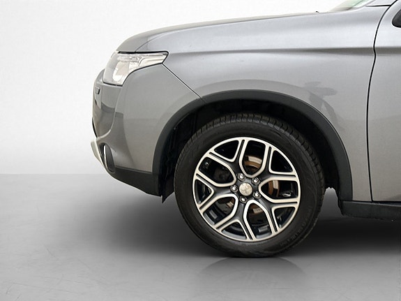 Mitsubishi Outlander 27 of 30