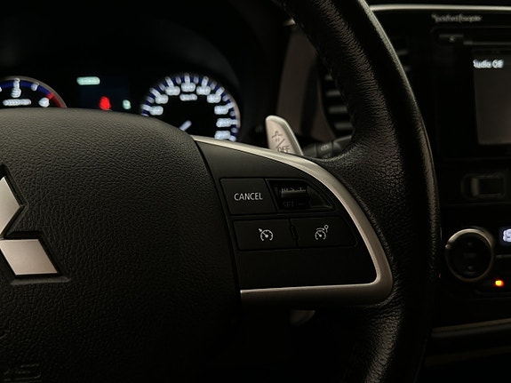 Mitsubishi Outlander 18 of 30