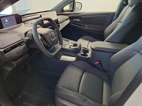 Subaru E-Outback 5 of 9
