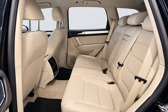 Volkswagen Touareg 11 of 19