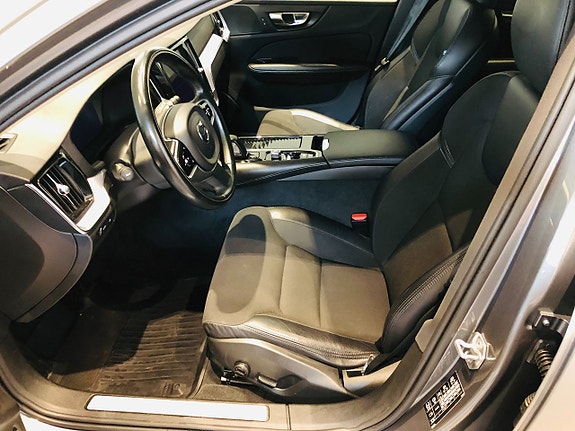 Volvo V60 7 of 9