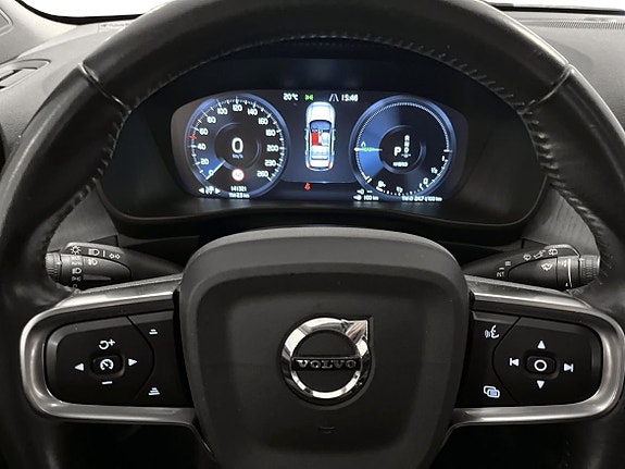 Volvo XC40 20 of 25