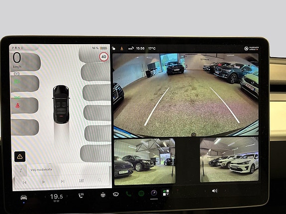 Tesla Model Y 19 of 19