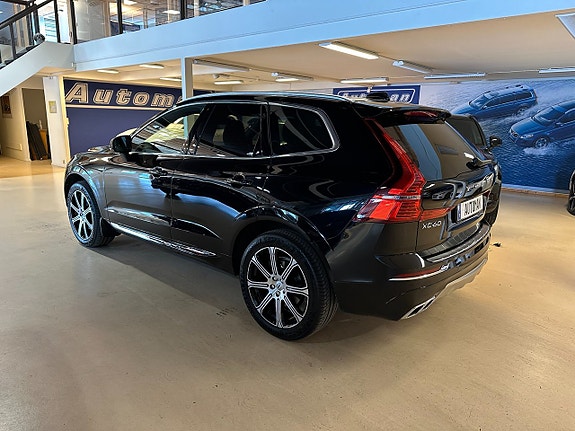 Volvo XC60 15 of 20