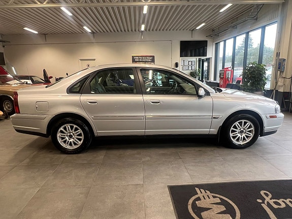 Volvo S80 9 of 24