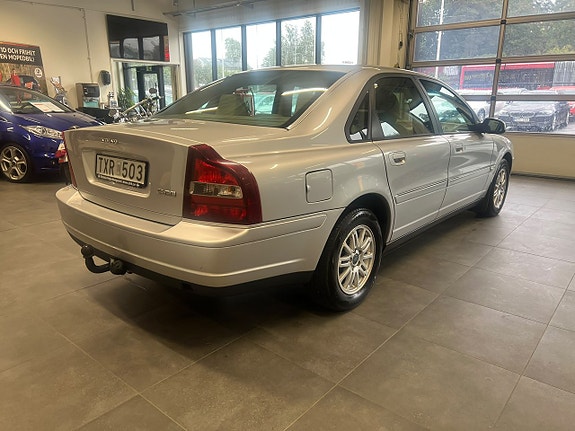 Volvo S80 8 of 24