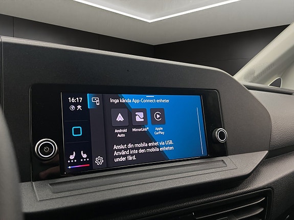 Volkswagen Caddy 18 of 27
