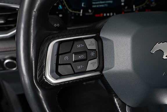 Ford Mustang 11 of 29