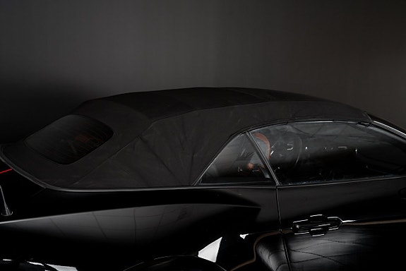 Ford Mustang 8 of 29