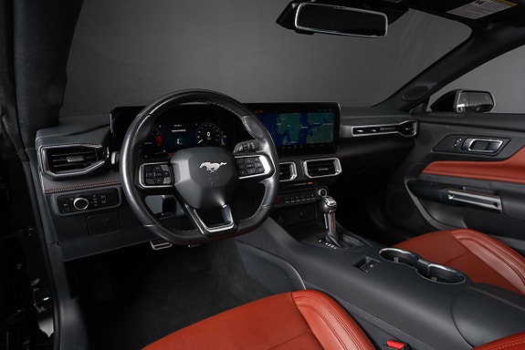 Ford Mustang 10 of 29