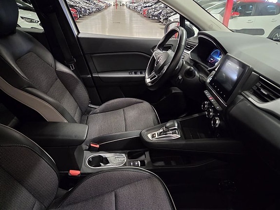 Renault Captur 4 of 10
