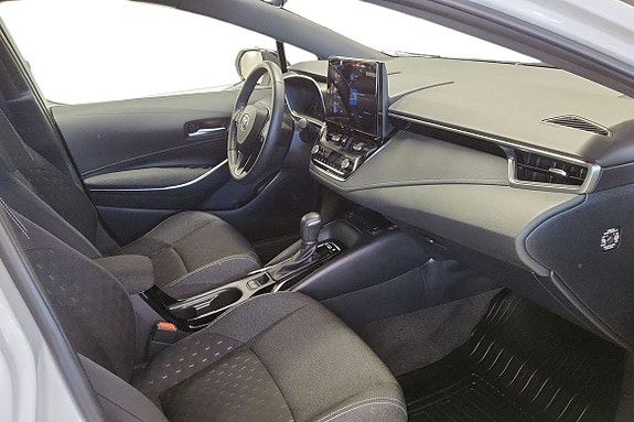Toyota Corolla 6 of 20