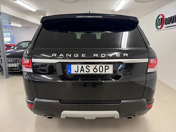 Land Rover Range Rover Sport 13 of 27
