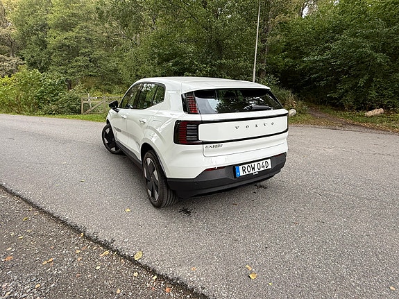 Volvo EX30 3 of 8