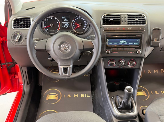 Volkswagen Polo 11 of 21