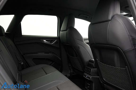 Audi Q4 e-tron 27 of 30