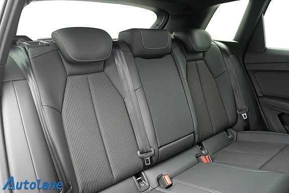 Audi Q4 e-tron 26 of 30