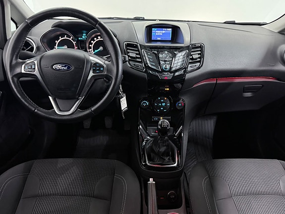 Ford Fiesta 13 of 22