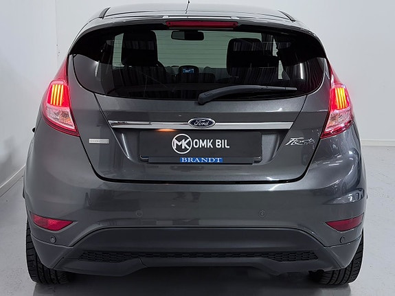Ford Fiesta 9 of 22