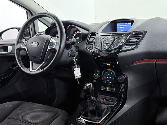 Ford Fiesta 10 of 22