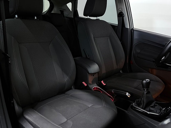 Ford Fiesta 12 of 22