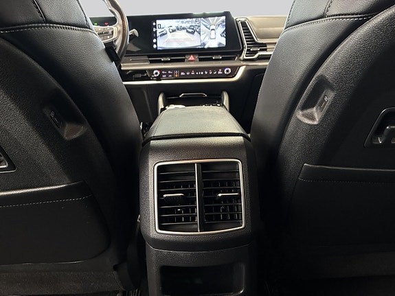 Kia Sportage 27 of 30