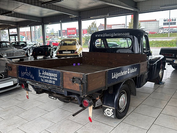 Volvo P 44511 M Pickup 5 of 10
