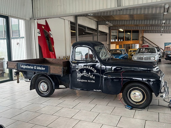 Volvo P 44511 M Pickup 4 of 10