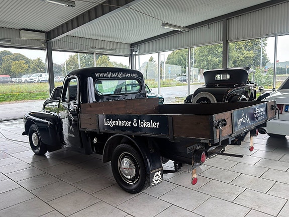 Volvo P 44511 M Pickup 3 of 10