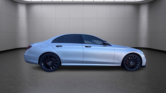 Mercedes-Benz E220 d 5 of 23