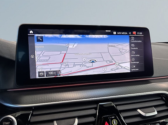 BMW 530e 15 of 25