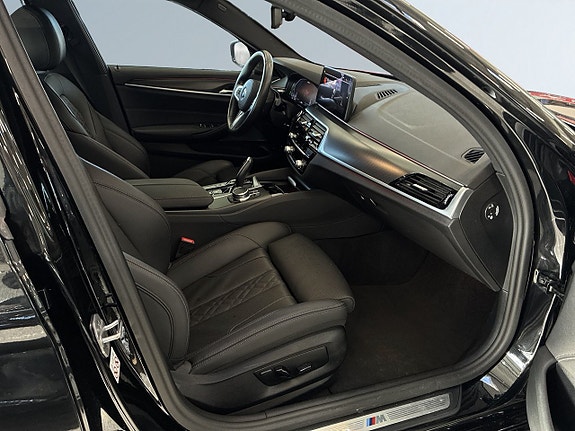 BMW 530e 10 of 25