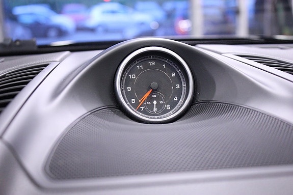 Porsche Cayenne 30 of 30