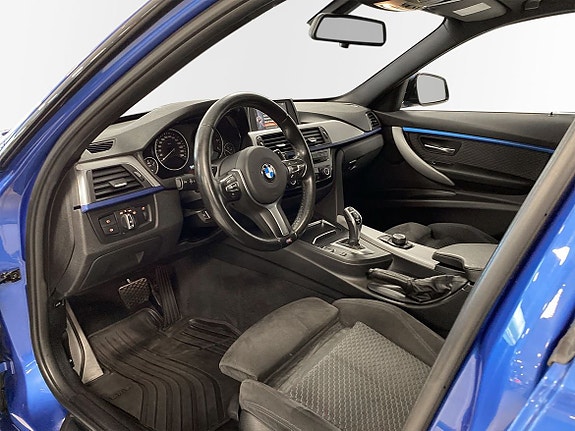 BMW 320 7 of 15