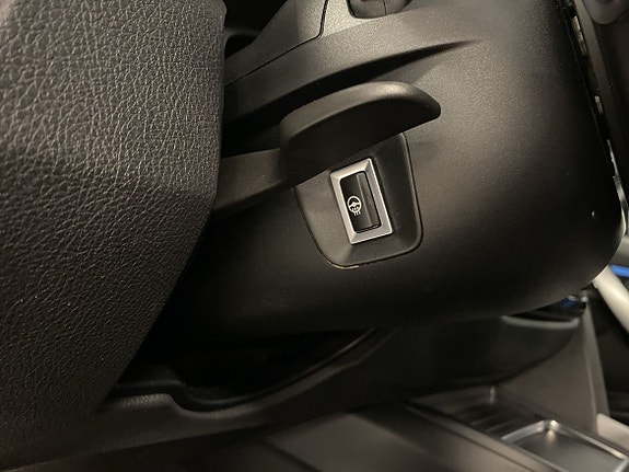 BMW 320 13 of 15