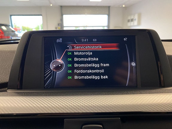 BMW 320 14 of 15