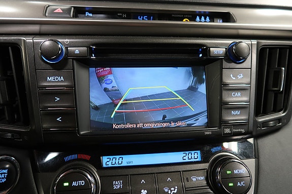 Toyota RAV4 8 of 9