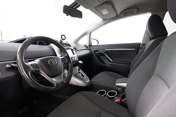 Toyota Verso 17 of 22