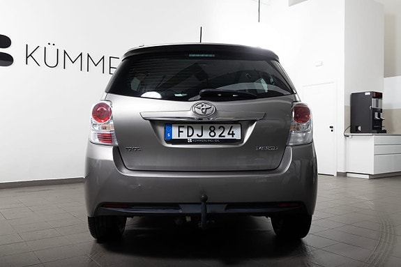 Toyota Verso 11 of 22