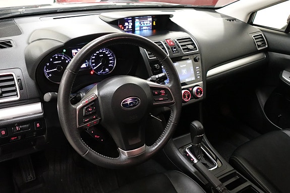 Subaru Impreza 7 of 17