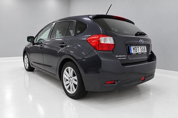 Subaru Impreza 16 of 17