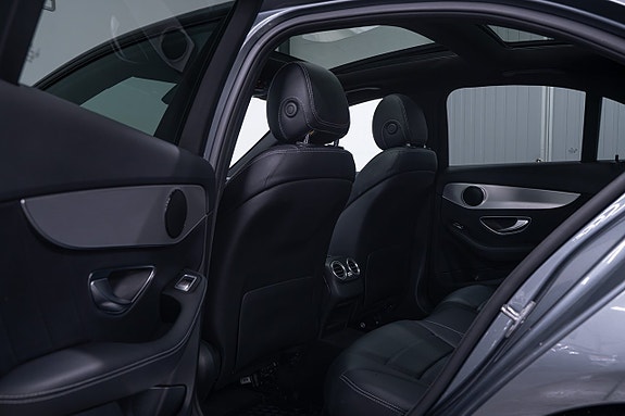 Mercedes-Benz C220 d 12 of 23