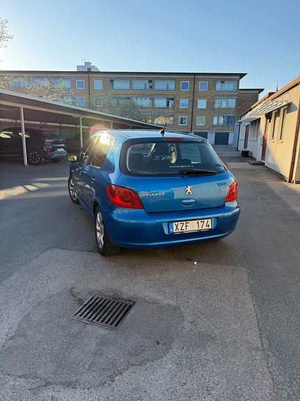 Peugeot 307 4 of 7