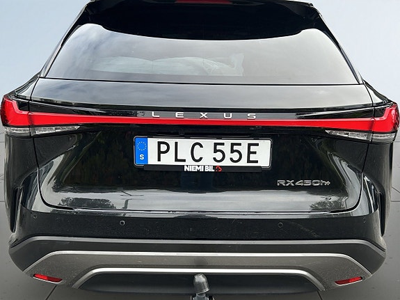 Lexus RX450h+ 12 of 21