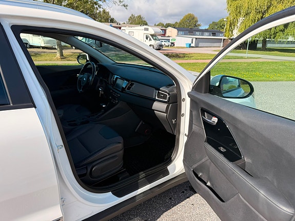 Kia Niro 8 of 15