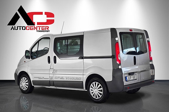 Opel Vivaro 4 of 12