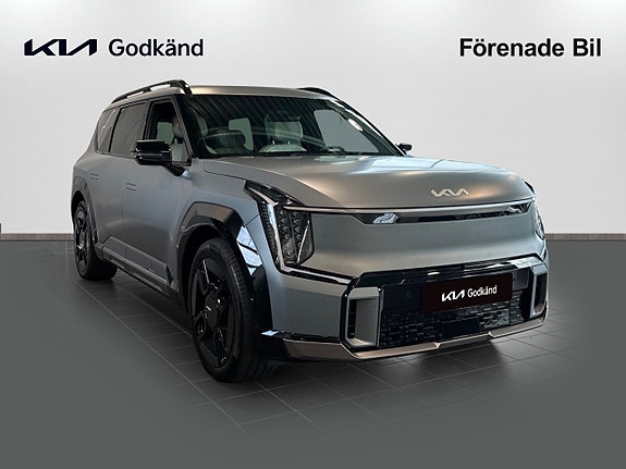 Kia EV9 3 of 16